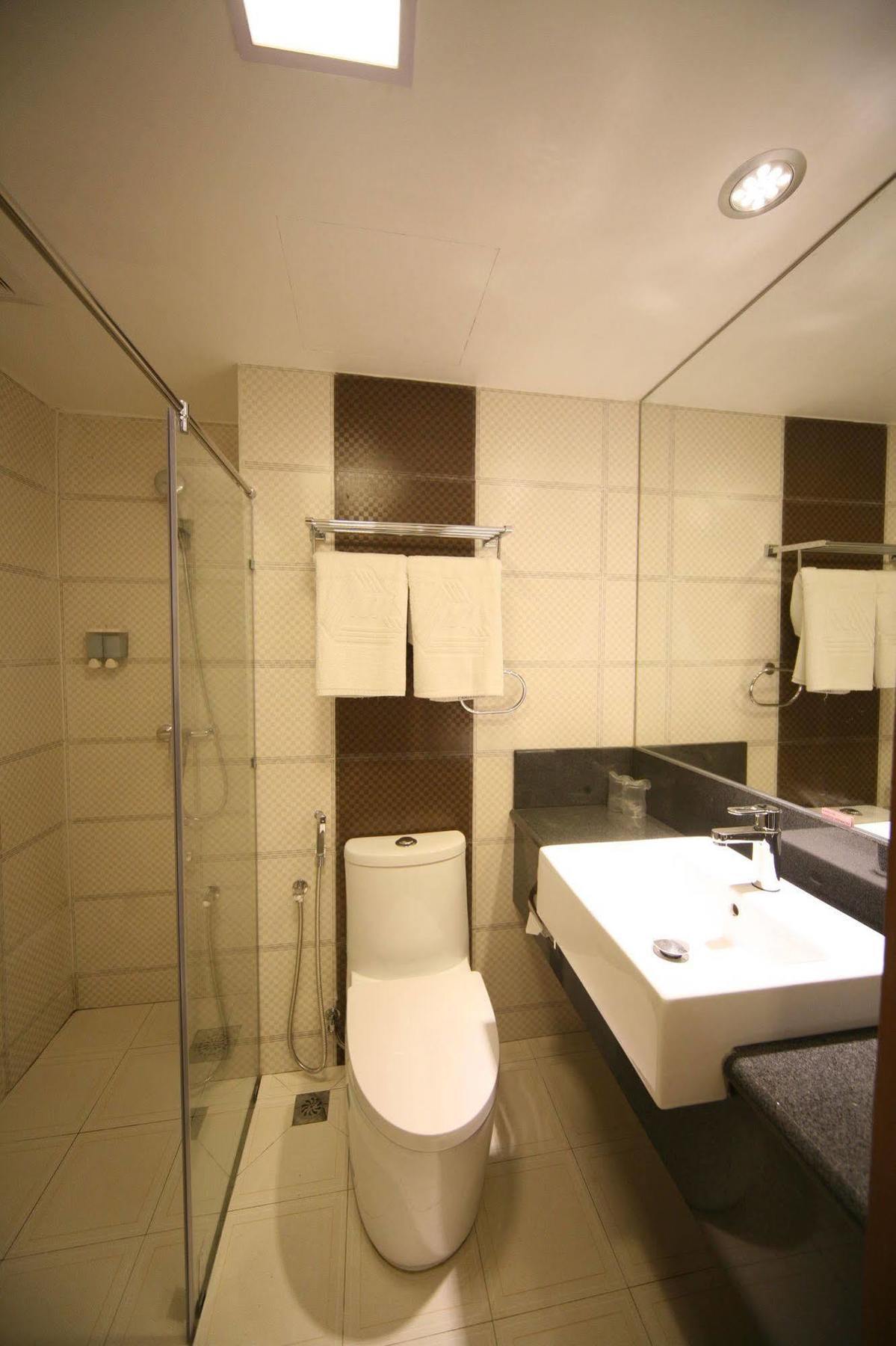 Cardogan Hotel Kuala Lumpur Exterior photo