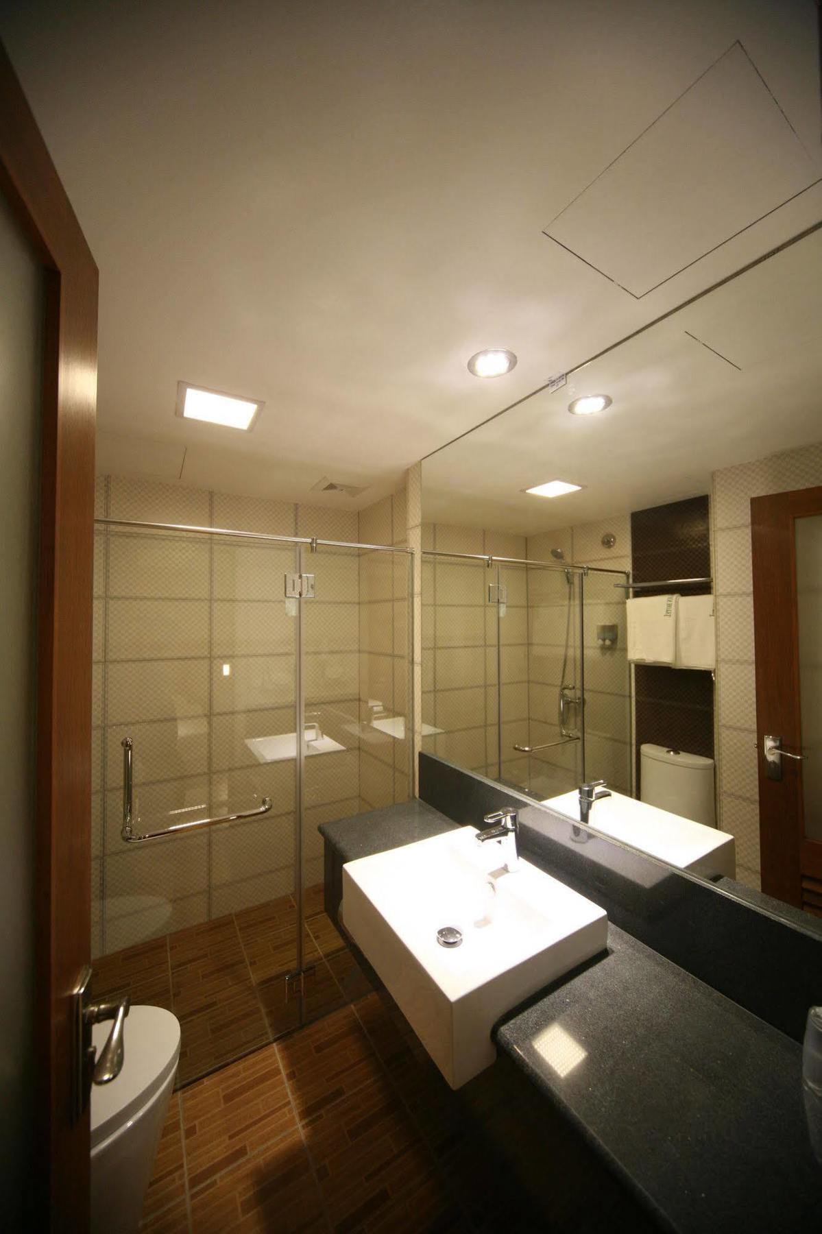 Cardogan Hotel Kuala Lumpur Exterior photo